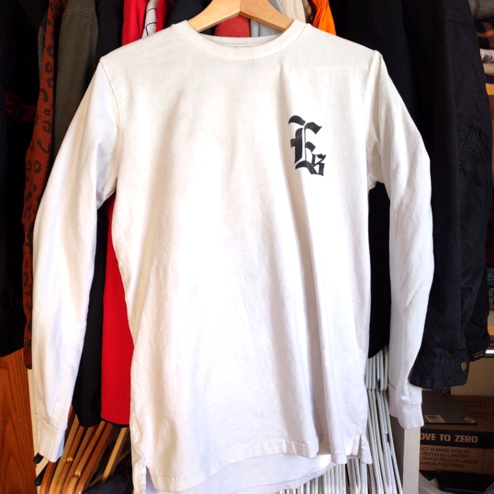 Men's Es long sleeve T